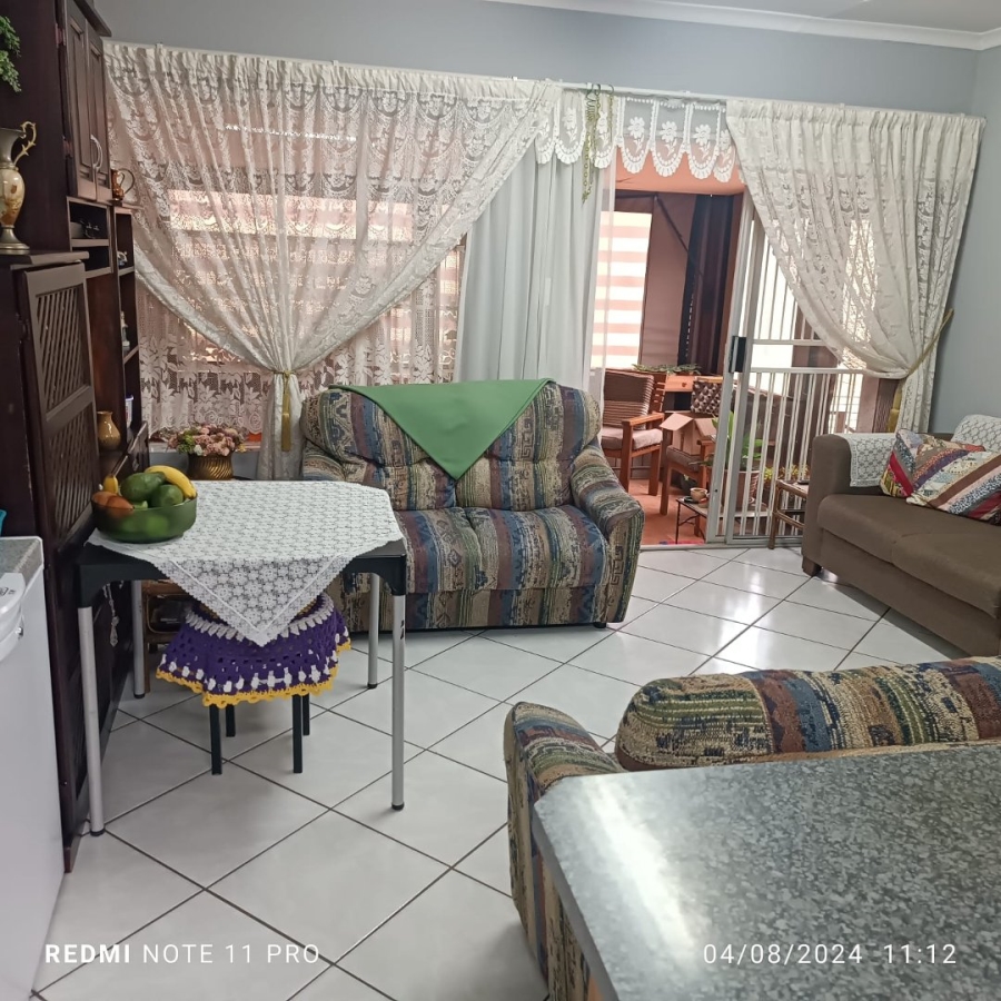 3 Bedroom Property for Sale in Safari Gardens North West